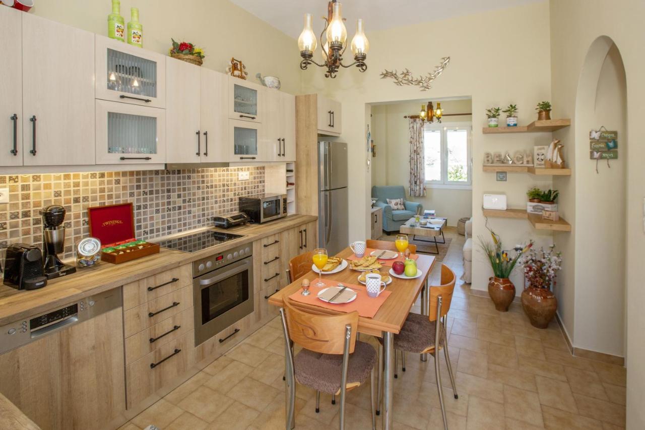 Ruby'S Summer House With Spacious Garden And Free Parking Gavrio Exterior photo